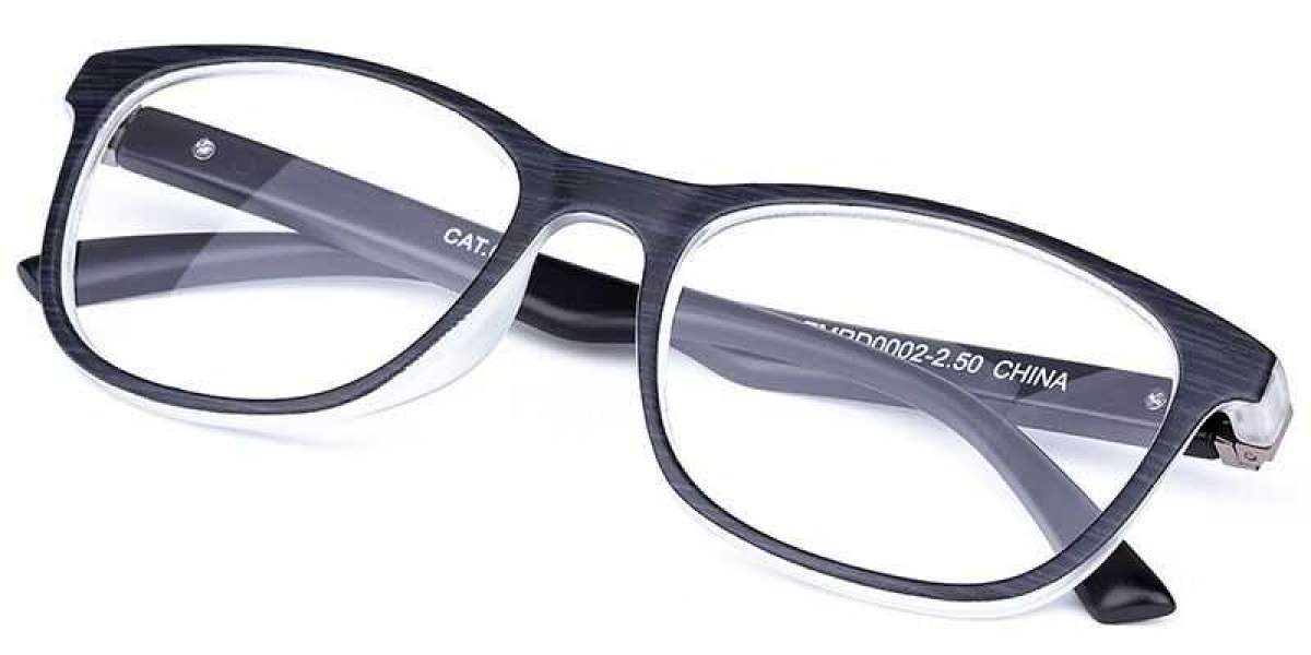 The Full Of Design And Slightly Exaggerated Eyeglasses For The Too Simple Style Wearers