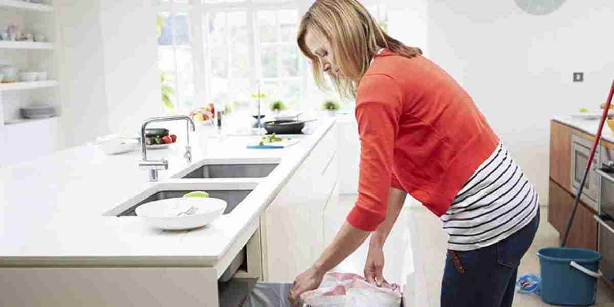 Kitchen Cleaning Services in Dubai | Safaeewala