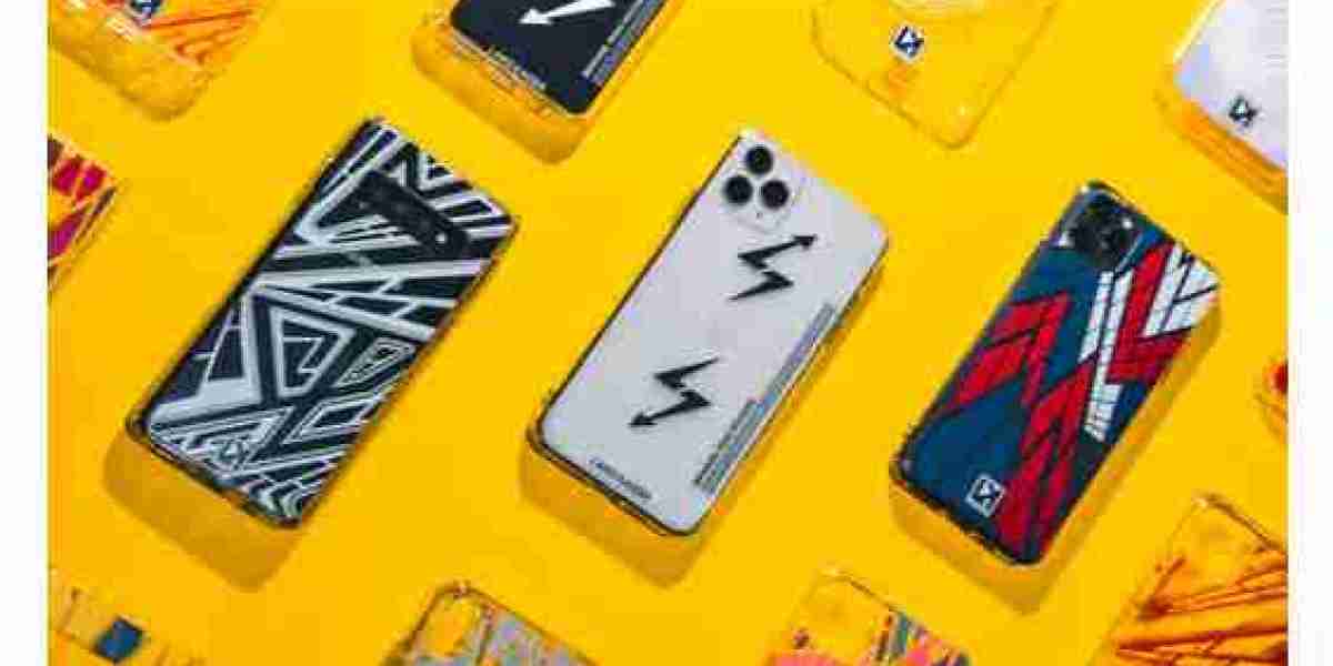 Aesthetics and Durability in Phone Cover Selection