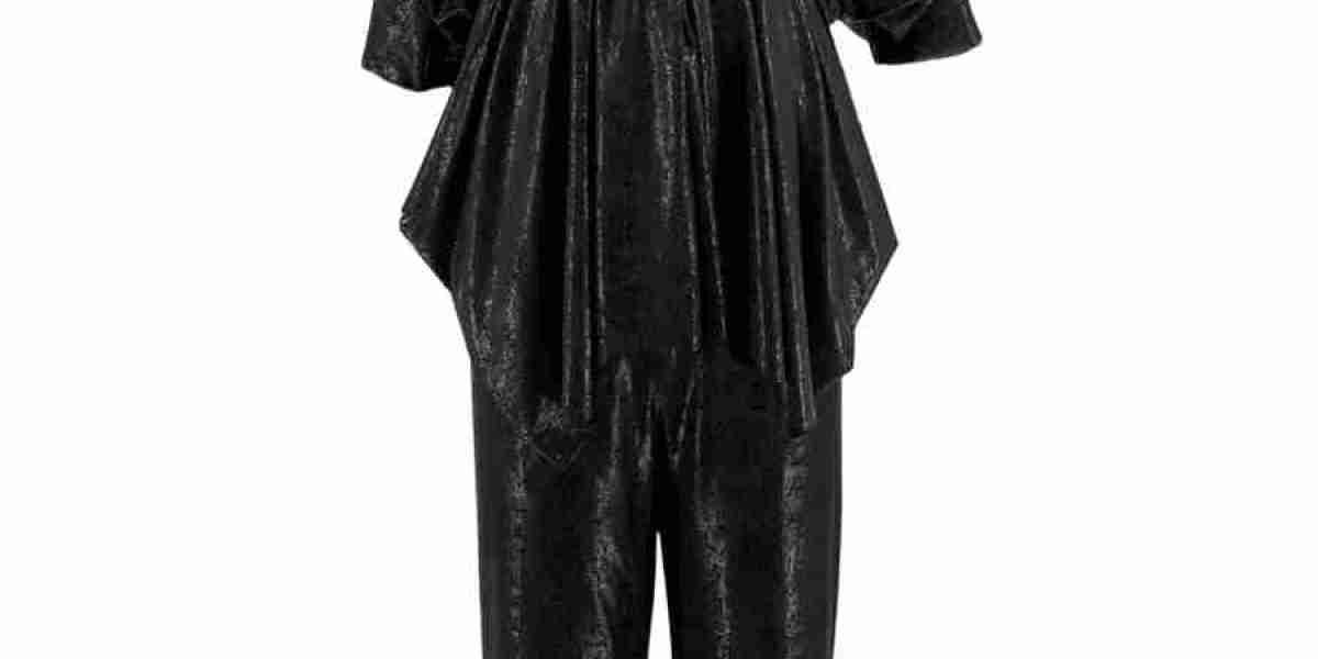 Elevate Your Style with a Stunning Black Kaftan Set