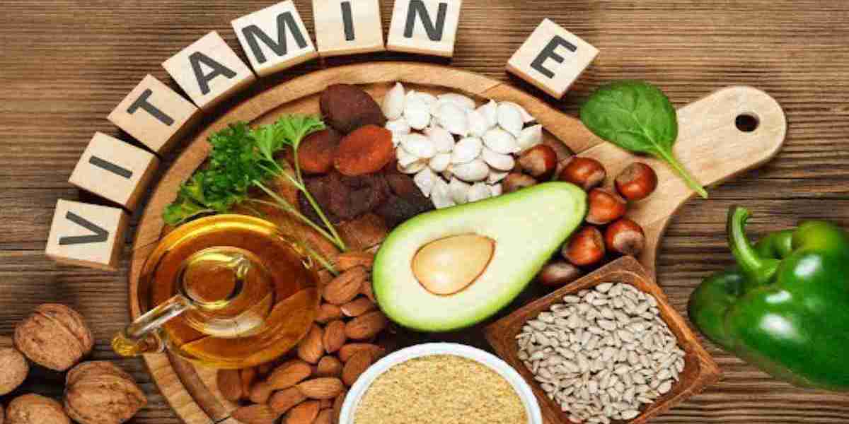 What Are the Advantages of Vitamin E for Getting Clear Skin?