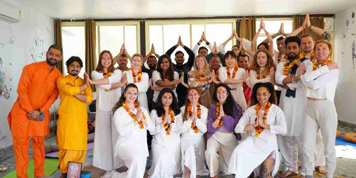 300-Hour Yoga Teacher Training in Rishikesh