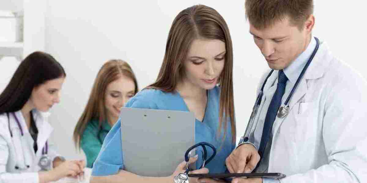 Virtual Assistant for Doctors in Monitoring