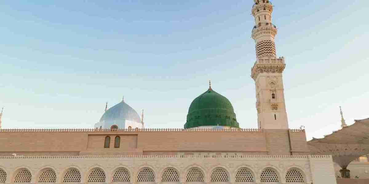 Best Cheap Umrah Package from USA for 2026